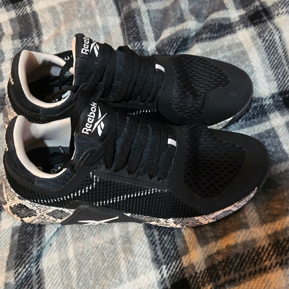 Like new Reebok 8